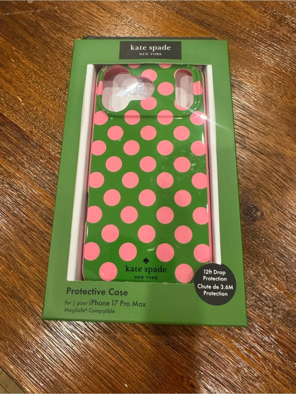 kate spade Green with Pink Polka Dot iPhone 17 pro max Case